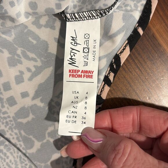 NWT Nasty Gal Party Animal Slinky High Leg Bodysuit Size 4 - Picture 9 of 10